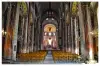 Central nave of St. Austell Basilica - Issoire (© Gérard Charbonnel 2014)