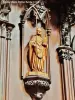 Statuette, in the church, of Pope Saint Leo IX (© JE)