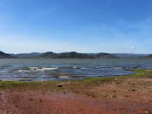 lago Salagou