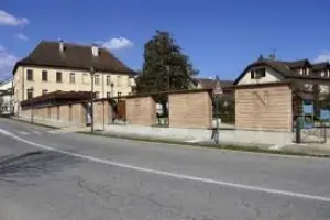 Exterior near the town hall of Saint-Genix-sur-Guiers