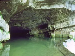 lago subterráneo Loue (© Jean Espirat)