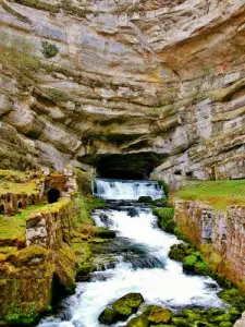 Fuente del Loue en 2010 (© Jean Espirat)