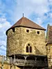 Die mittelalterliche Baustelle von Guédelon - Turm der Kapelle – 2023 (© JE)