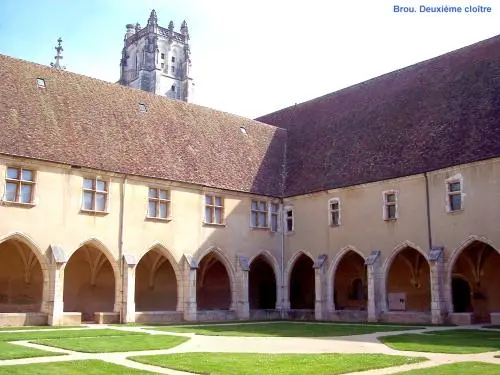 Le monastère royal de Brou - Deuxième cloître (© Jean Espirat)