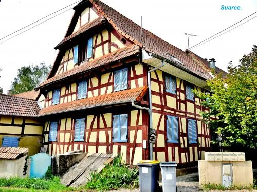 Le Sundgau belfortain - Maison à Suarce (© Jean Espirat)