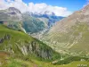 Val d'Isere from the road Iseran (© Jean Espirat)