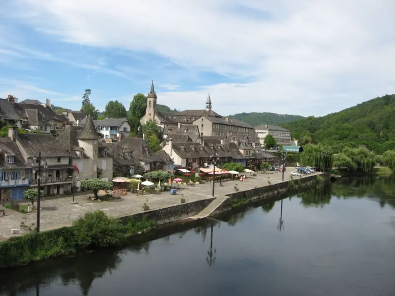 Le banche - Escursioni e passeggiate a Argentat-sur-Dordogne