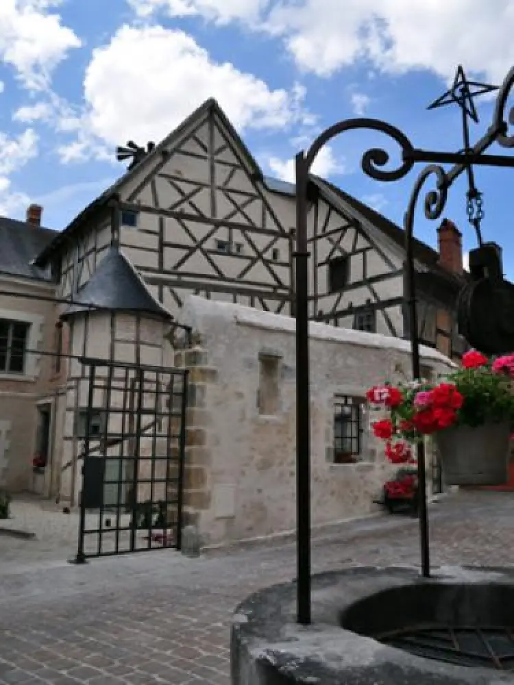 Cité médiévale de Mennetou-sur-Cher - Mairie