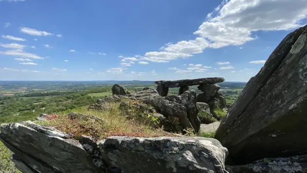 Roche du Feu-circuit - Wandeltochten & wandelingen in Gouézec