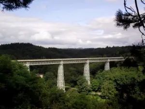 Viaduct Busseau sur Creuse