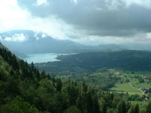 Aiguebelette-le-Lac - Guía turismo, vacaciones y fines de semana en Saboya