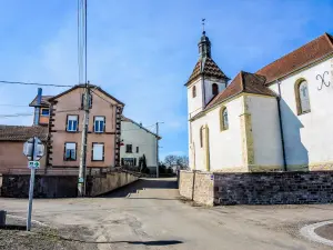 Main street at Ailloncourt (© JE)