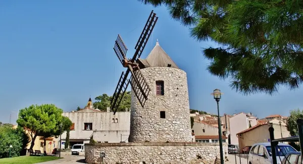 Allauch - Guide tourisme, vacances & week-end dans les Bouches-du-Rhône