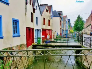 Een straat op het water (© Jean Espirat)