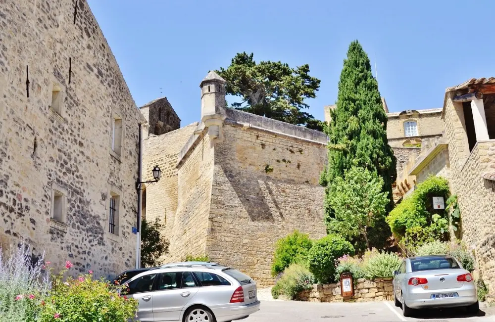 Ansouis - Le château