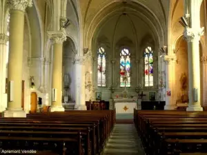 Nave and choir of St. Martin's Church