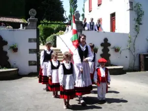 Basque dancers at Arcangues
