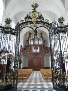 Valloires abbey - Inside the church