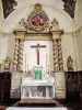 祭壇と教会の祭壇画（©J.E）