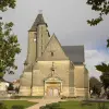 Church Saint-Pierre - Monument in Assier