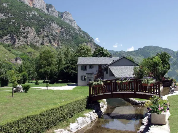 Aulos-Sinsat - Tourism, holidays & weekends guide in the Ariège