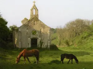 Ruined chapel