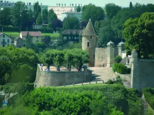 After the rocky outcrop of Avallon, Petite Porte