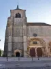 Église Saint-Lazare du XIIe siècle