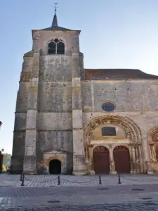 St. Lazarus-Kirche aus dem zwölften Jahrhundert