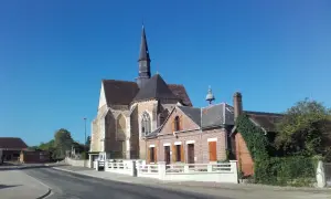 Town hall and church of Avreuil