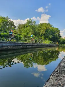 Pont canal d ' Avril-sur-Loire