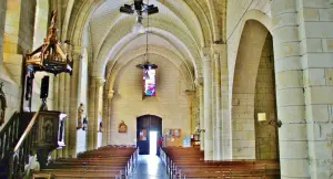 O interior da igreja