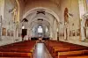 El interior de la iglesia de Saint-Venant.