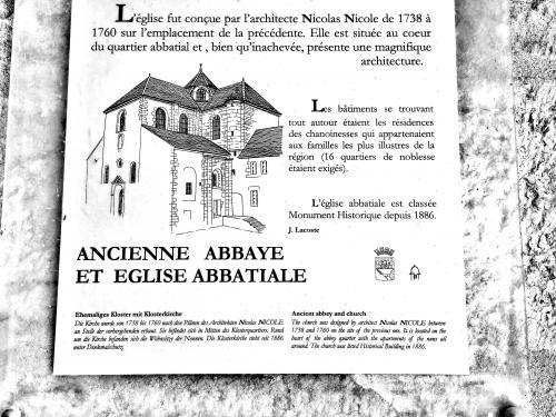 Baume-les-Dames - Informations sur l'ancienne abbaye (© Jean Espirat)