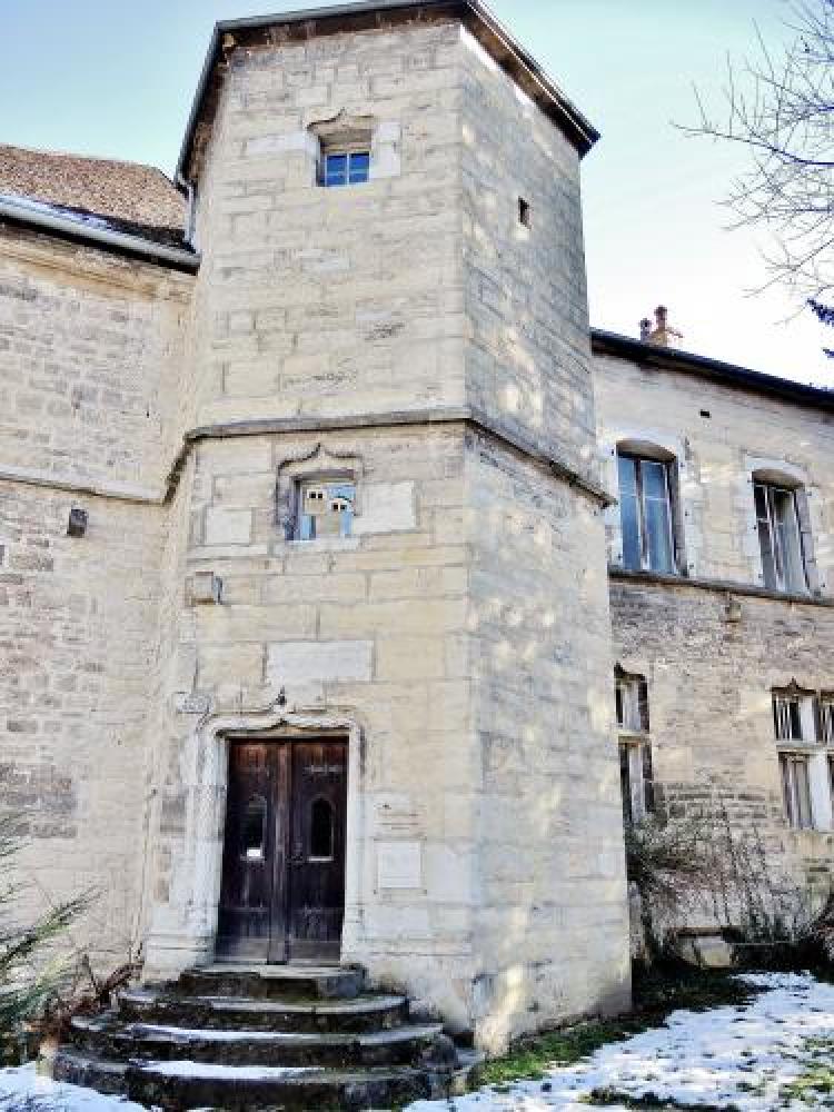 Baume-les-Dames - Maison des sires de Neuchâtel (© Jean Espirat)