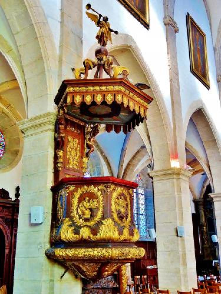 Baume-les-Dames - Chaire de l'église Saint-Martin (© Jean Espirat)
