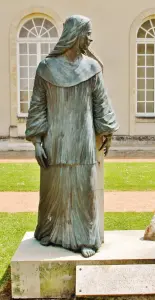 Sculpture à l'Hôtel-Dieu