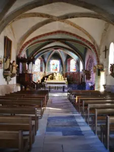 Dentro da igreja de Saint-Hilaire