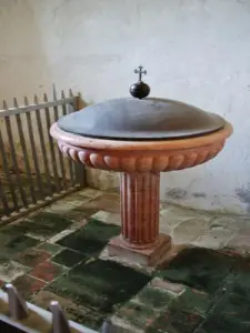 Inside the church Saint-Hilaire