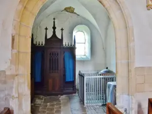 Inside the church Saint-Hilaire