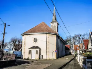 Temple, vue arrière (© J.E)