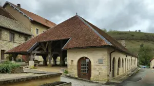 Medieval market halls of Belvoir