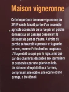 Informations sur la maison vigneronne (© Jean Espirat)