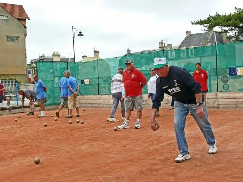 Bernières-sur-Mer - Sports - Boule lyonnaise