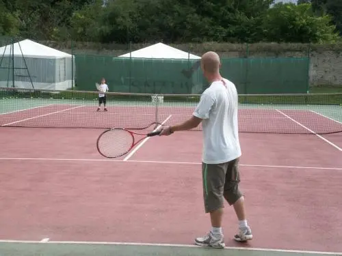 Bernières-sur-Mer - Sports - Tennis