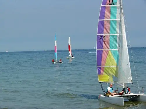 Bernières-sur-Mer - Sports - Voile