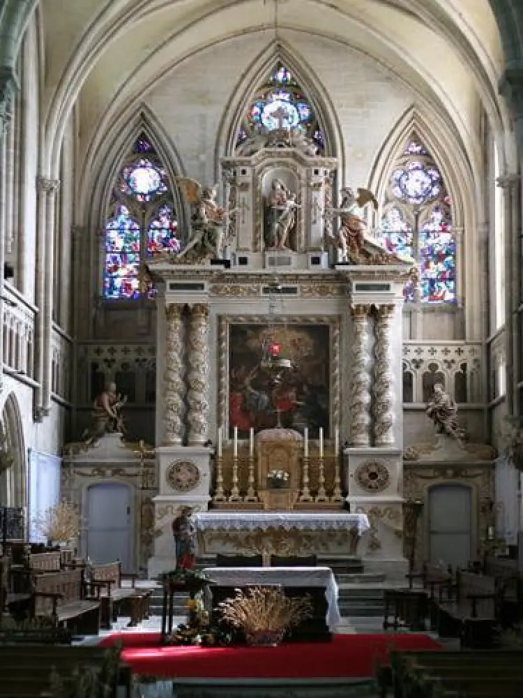 Bernières-sur-Mer - Памятники - Интерьер церкви