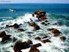 Espuma blanca sobre olas azules (© Jean Espirat)