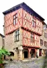 Medieval house (© J.E)