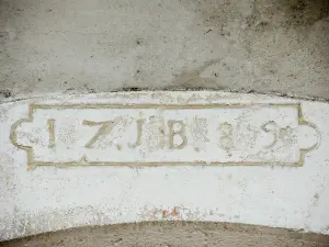 Lintel datado de 1789 (© J.E)